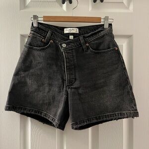 size 25 abercrombie and fitch shorts